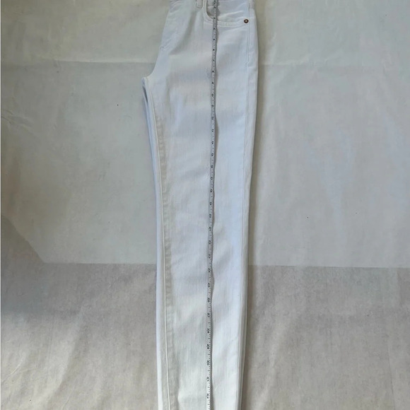 Pilcro & the Letterpress High Rise White Jeans 25 - Picture 5 of 10
